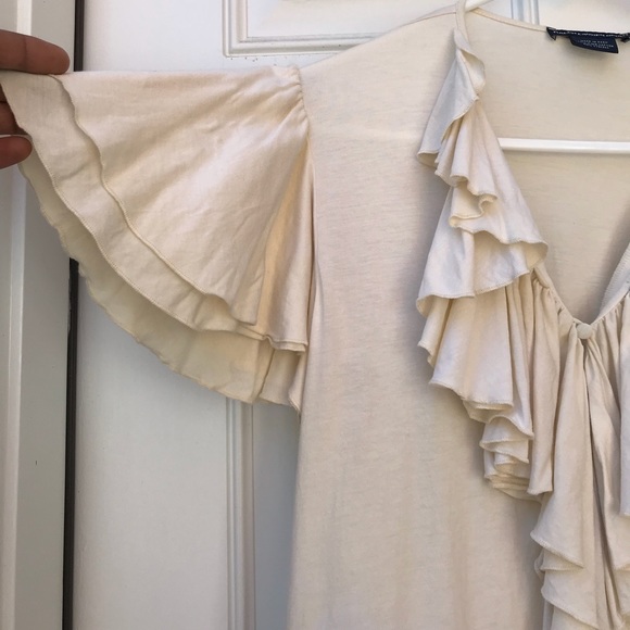 RL Creme Ruffle Top - Picture 3 of 4